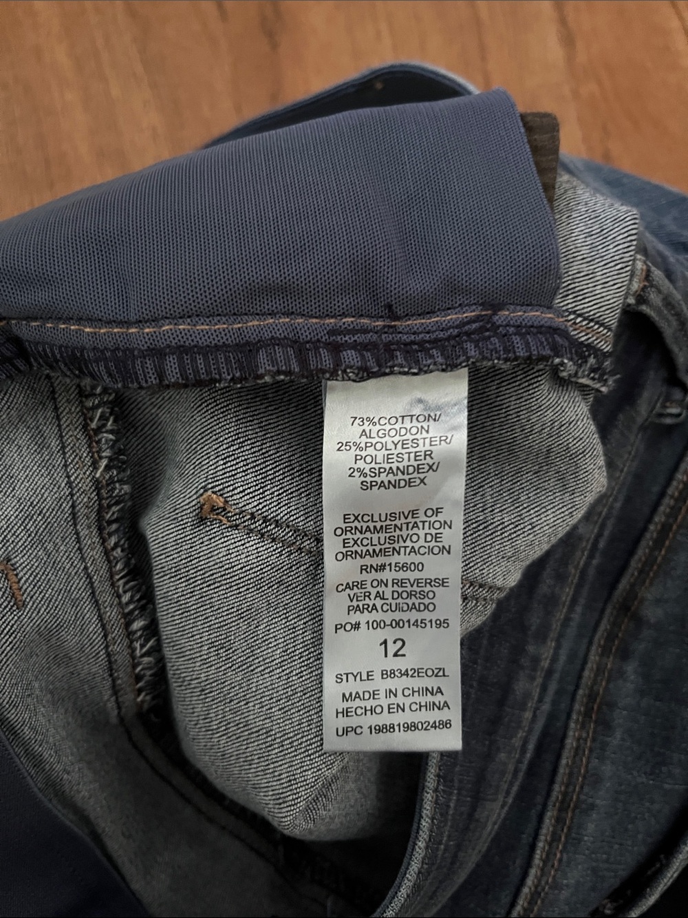 NWT Democracy Ab Solution 3D Embroidered Bow Skimmer Jeans - Picture 13 of 16